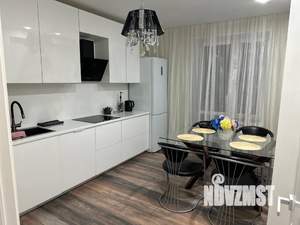 2-к квартира, посуточно, 58м2, 17/25 этаж