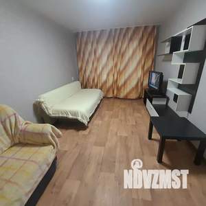 2-к квартира, посуточно, 45м2, 1/5 этаж