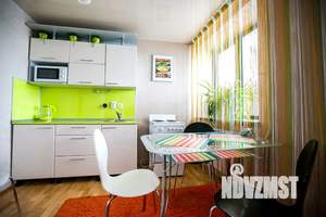 2-к квартира, посуточно, 49м2, 15/25 этаж