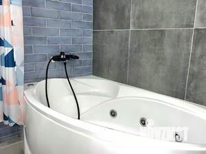 1-к квартира, посуточно, 49м2, 1/1 этаж