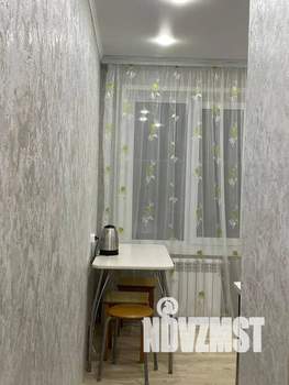 1-к квартира, посуточно, 38м2, 8/9 этаж