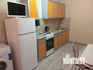 1-к квартира, посуточно, 40м2, 2/10 этаж