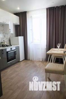 1-к квартира, посуточно, 44м2, 1/1 этаж