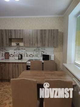 2-к квартира, посуточно, 64м2, 1/17 этаж