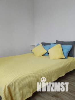 Студия квартира, посуточно, 23м2, 3/19 этаж