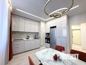 Студия квартира, посуточно, 40м2, 22/24 этаж