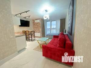 Студия квартира, посуточно, 35м2, 17/25 этаж