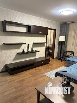 Студия квартира, на длительный срок, 62м2, 6/12 этаж