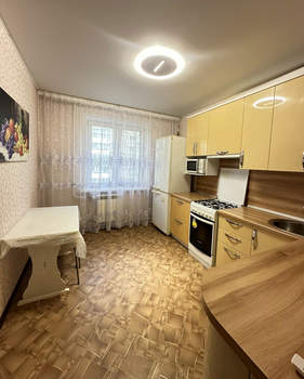 1-к квартира, на длительный срок, 43м2, 4/10 этаж