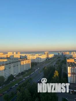 1-к квартира, посуточно, 35м2, 3/16 этаж
