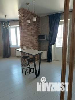 Студия квартира, посуточно, 33м2, 18/24 этаж