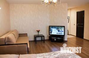 1-к квартира, посуточно, 41м2, 16/19 этаж