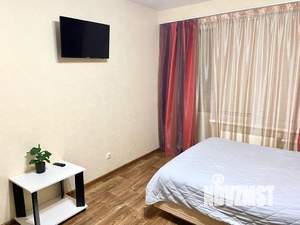 Студия квартира, посуточно, 27м2, 13/18 этаж