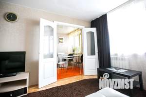 1-к квартира, посуточно, 49м2, 15/25 этаж