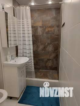 Студия квартира, посуточно, 33м2, 18/24 этаж