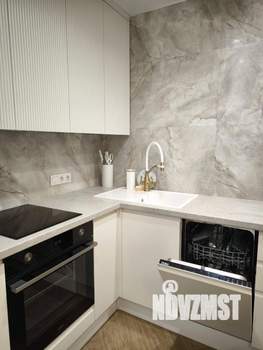 2-к квартира, посуточно, 50м2, 1/1 этаж