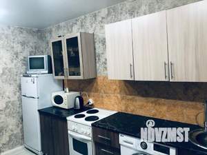 1-к квартира, посуточно, 33м2, 8/16 этаж