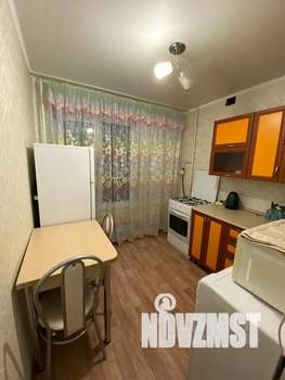 1-к квартира, посуточно, 38м2, 6/9 этаж