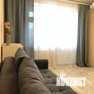 2-к квартира, посуточно, 53м2, 1/1 этаж