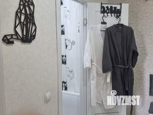 Студия квартира, посуточно, 43м2, 9/10 этаж