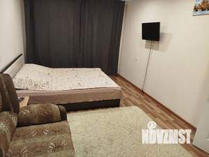 1-к квартира, посуточно, 42м2, 3/10 этаж