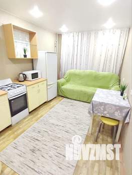 1-к квартира, посуточно, 40м2, 4/10 этаж