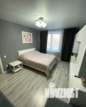 1-к квартира, посуточно, 40м2, 12/25 этаж