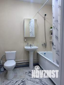 Студия квартира, посуточно, 35м2, 18/25 этаж