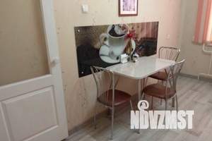 1-к квартира, посуточно, 40м2, 2/10 этаж