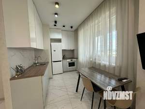 Студия квартира, на длительный срок, 42м2, 8/17 этаж