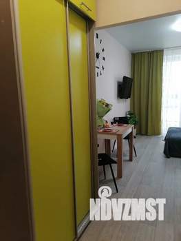 Студия квартира, посуточно, 22м2, 5/18 этаж