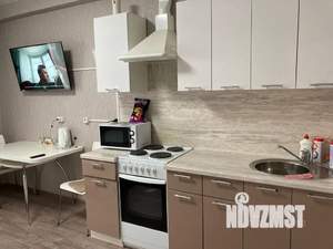 2-к квартира, посуточно, 45м2, 14/19 этаж