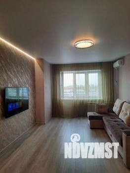 1-к квартира, посуточно, 47м2, 1/1 этаж