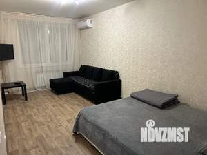 1-к квартира, посуточно, 43м2, 2/18 этаж