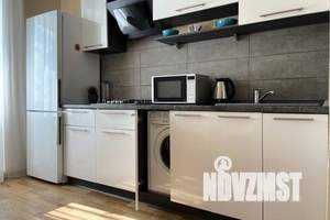 1-к квартира, посуточно, 40м2, 10/10 этаж