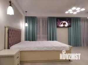 Студия квартира, посуточно, 40м2, 13/18 этаж