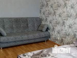 1-к квартира, посуточно, 38м2, 4/10 этаж