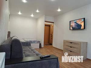 1-к квартира, посуточно, 36м2, 2/9 этаж