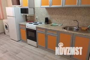 1-к квартира, посуточно, 40м2, 2/10 этаж