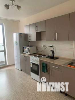 1-к квартира, посуточно, 53м2, 1/1 этаж