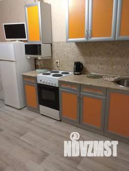 1-к квартира, посуточно, 40м2, 2/10 этаж