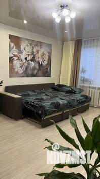 Студия квартира, посуточно, 40м2, 1/5 этаж