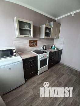 1-к квартира, посуточно, 30м2, 21/25 этаж