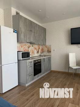 Студия квартира, посуточно, 35м2, 14/18 этаж