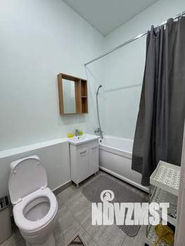 1-к квартира, посуточно, 40м2, 1/25 этаж