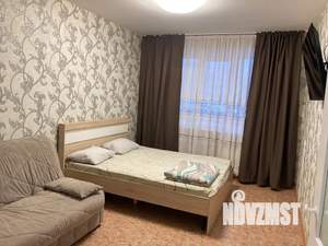1-к квартира, посуточно, 40м2, 8/10 этаж