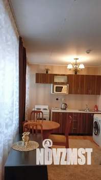 1-к квартира, посуточно, 42м2, 17/25 этаж