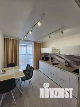 1-к квартира, посуточно, 40м2, 16/18 этаж