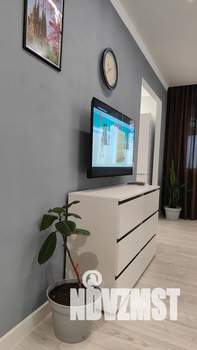 1-к квартира, посуточно, 39м2, 18/25 этаж