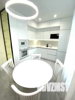 2-к квартира, посуточно, 60м2, 12/18 этаж